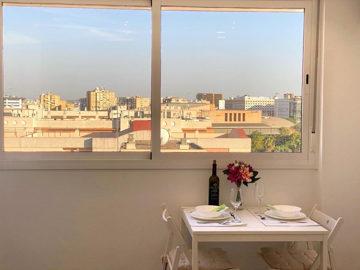 Residencial Santa Justa - Vacacional Sevilla Екстериор снимка